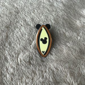Disney Surfboard Pin